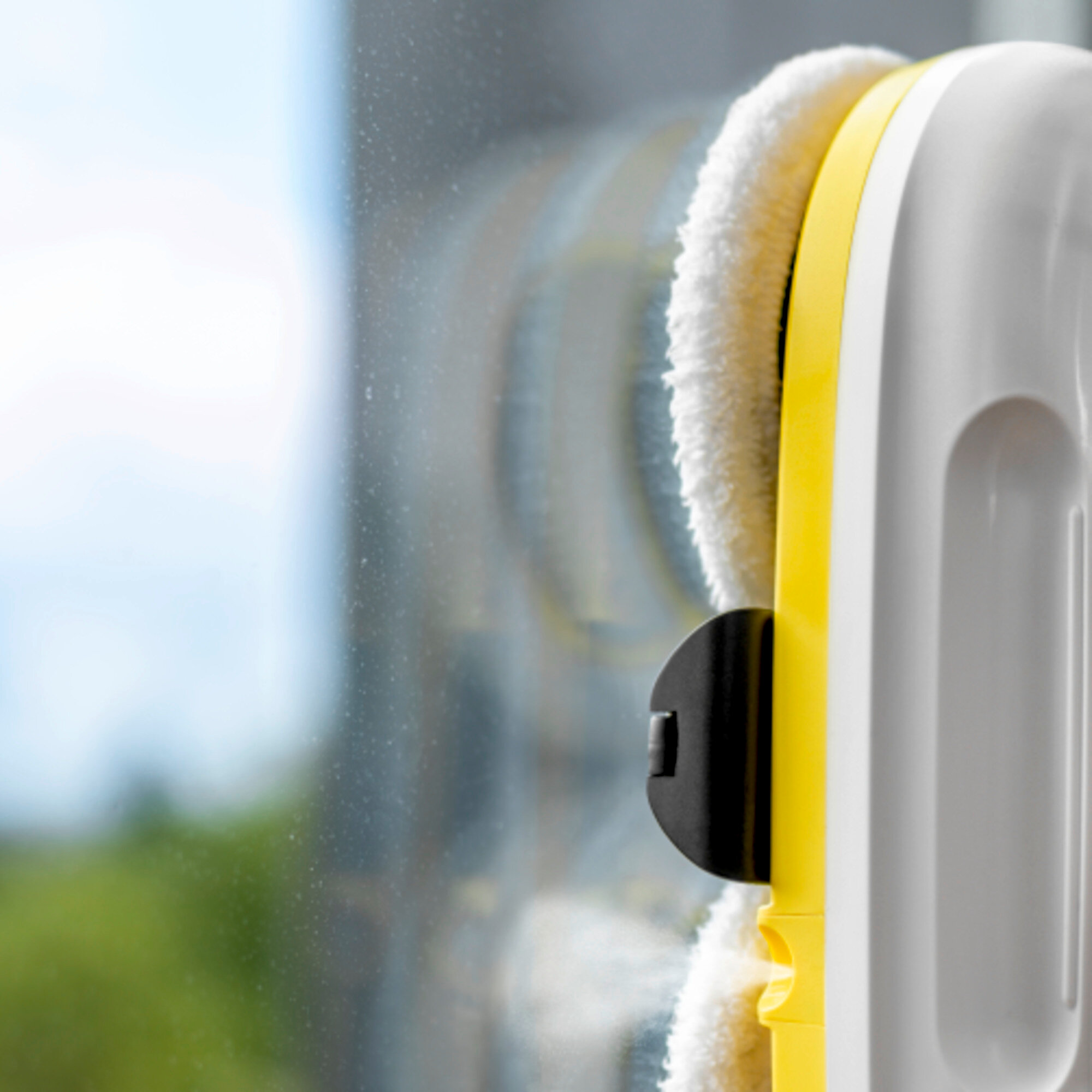 Робот-стеклоочиститель Karcher RCW 2 - <h3>Систематические перемещения</h3>
<p>
	 Систематическая очистка всей поверхности без пропусков. При столкновении с препятствиями направление движения автоматически изменяется. Автоматическое возвращение в исходную позицию.
</p>
