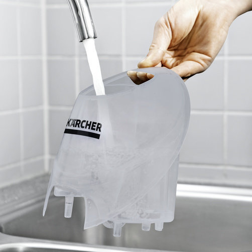 Пароочиститель Karcher SC 4 EasyFix - <h3>Съемный бачок для доливки воды</h3>
Возможность дозаправки водой в любое время позволяет выполнять работы без долгих перерывов.