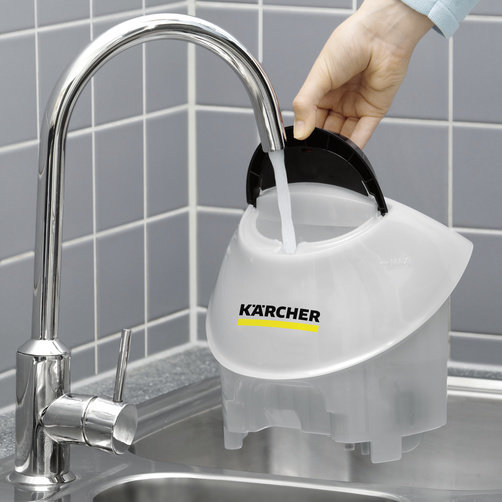 Пароочиститель с утюгом Karcher SC 5 EasyFix Premium Iron - <h3>Функция VapoHydro</h3>
<p>
	 Подмешивает горячую воду в пар. Грязь отделяется легко и смывается водой. Для идеального результата очистки.
</p>